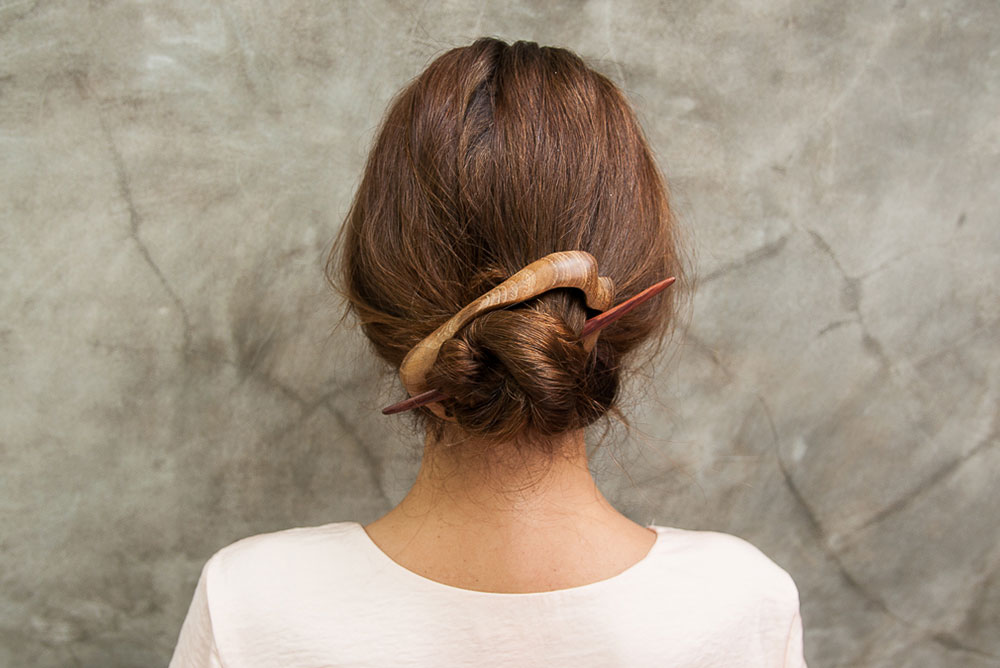 This Easy Hairstyle Is Perfect for Summer Weddings  Glamour